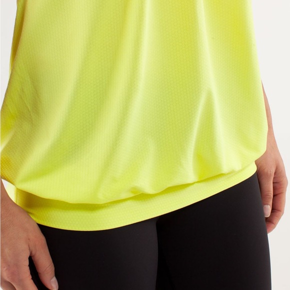 BNWOT Lululemon No Limits Tank in Clarity Yellow Polar Cream Stripe. Size 6. - Picture 4 of 10